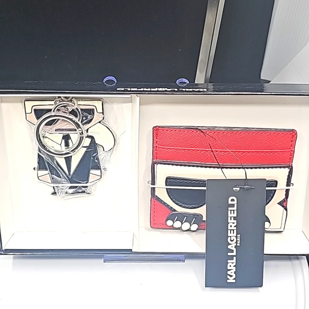 Karl Lagerfield Gift set with Key and Card